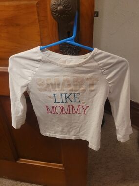 Cream Long-Sleeve Kids Tee with 'Smart Like Mommy' Graphic